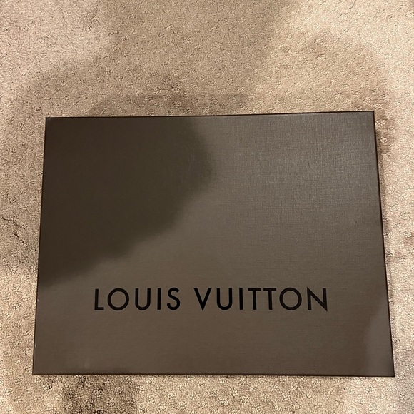 Louis Vuitton Speedy 30 in Damier Azur Canvas - Picture 2 of 16